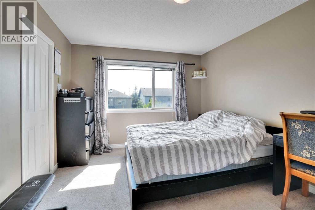 Single Family House for Sale in  Covehaven Terrace NE Coventry Hills Calgary 