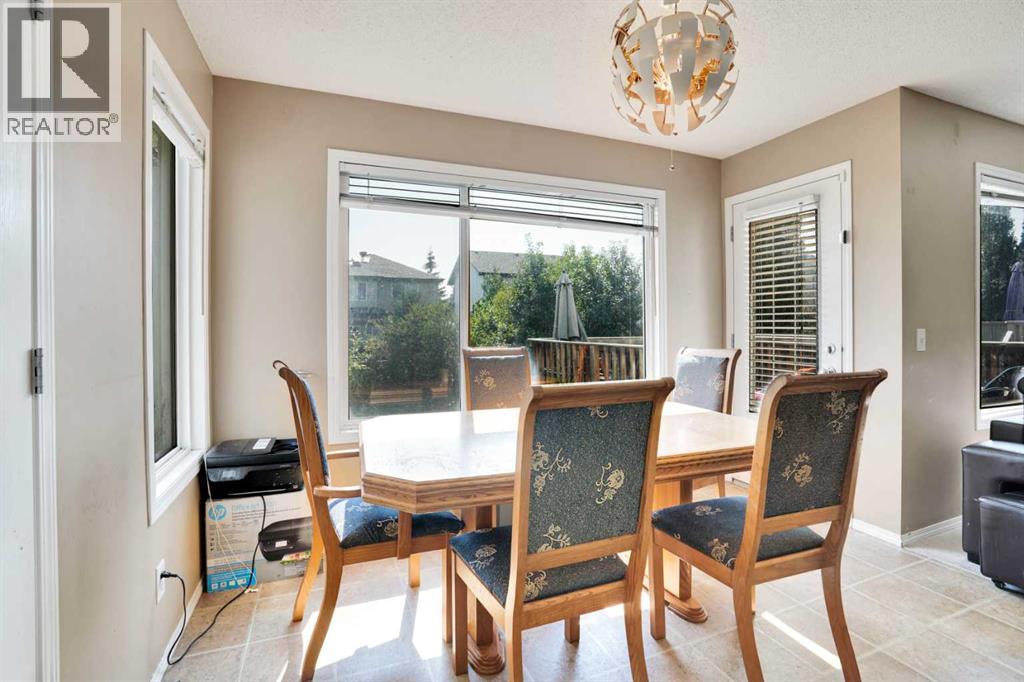 Single Family House for Sale in  Covehaven Terrace NE Coventry Hills Calgary 