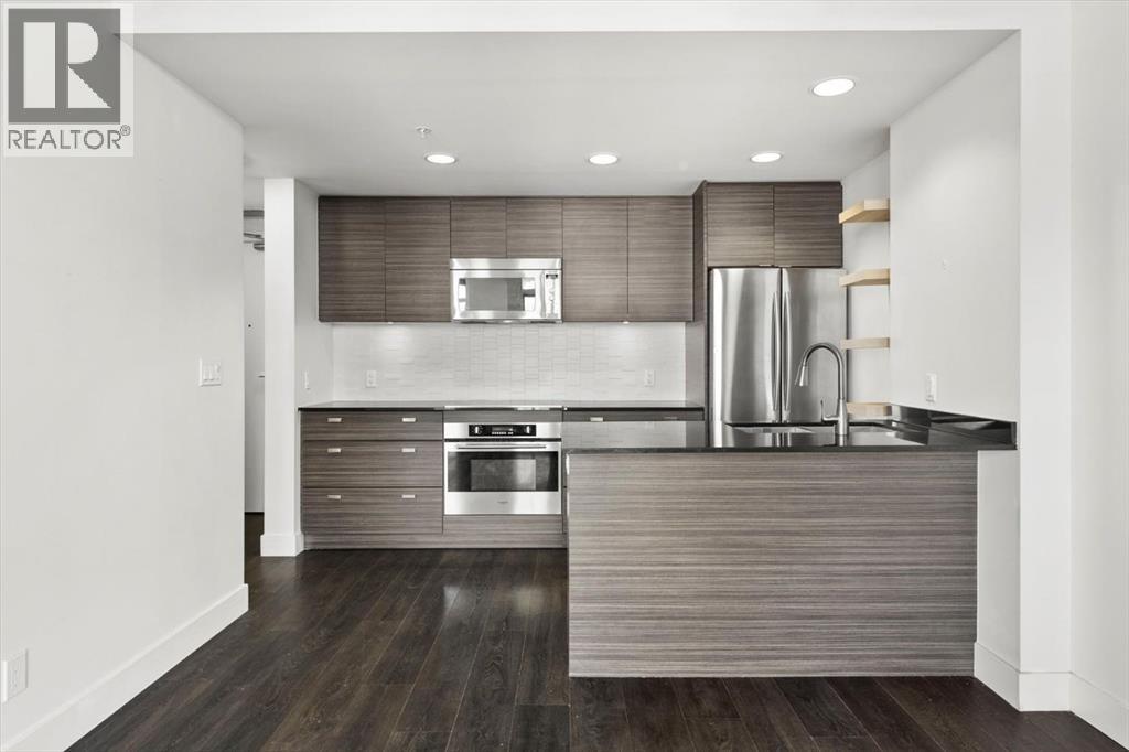 Single Family House Multi-level for Sale in    Street SW Beltline Calgary 