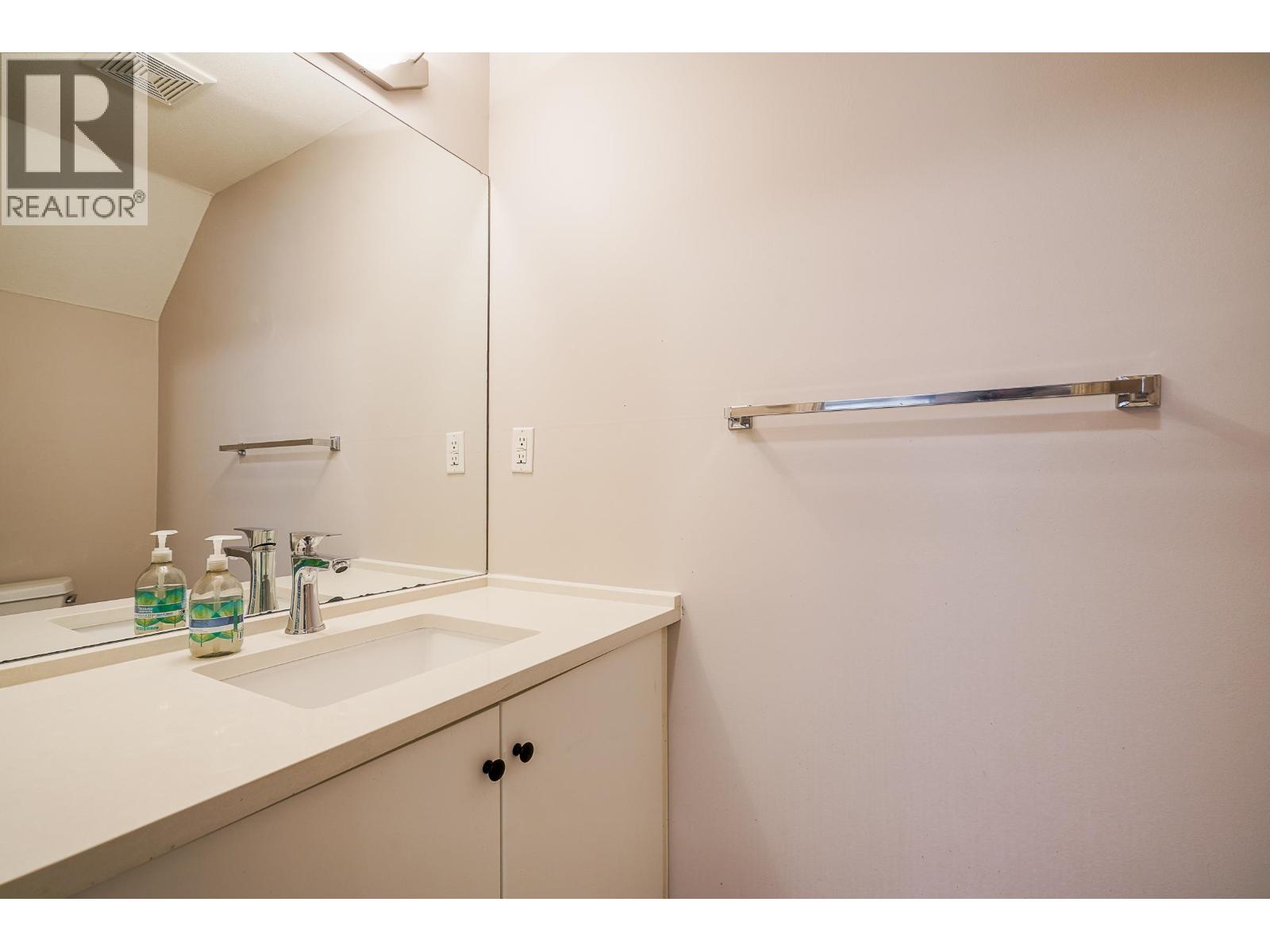 24 7128 STRIDE AVENUE, Burnaby