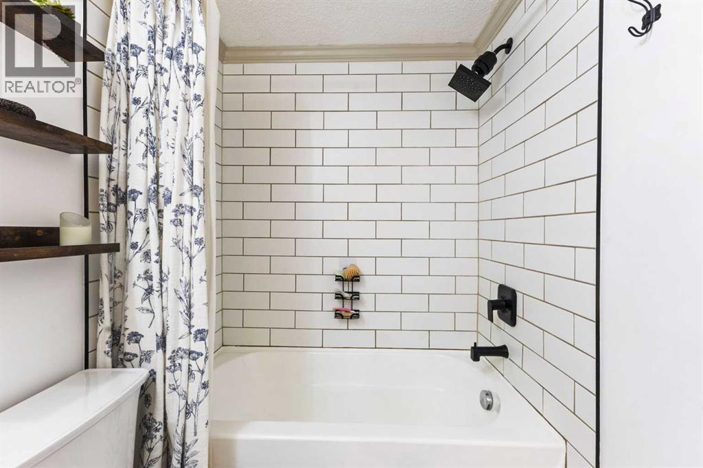 Single Family House for Sale in   Royal Birch Boulevard NW Royal Oak Calgary 