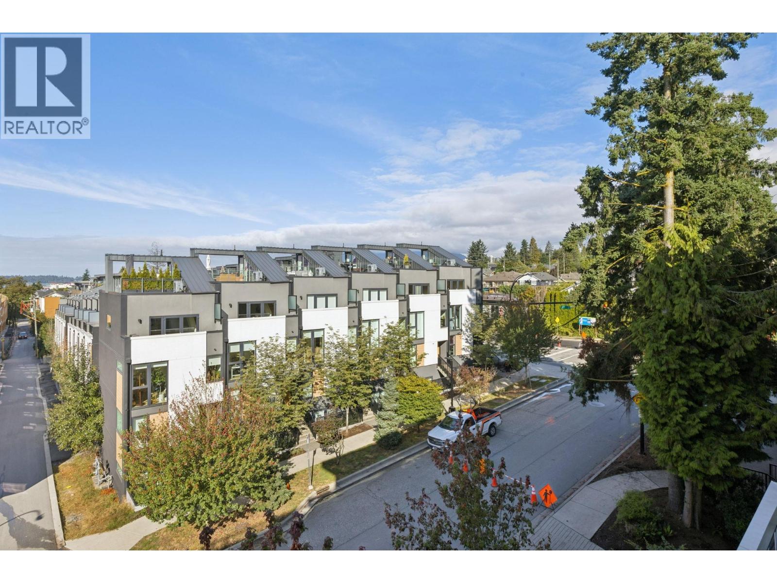 303 707 E 3 STREET, North Vancouver