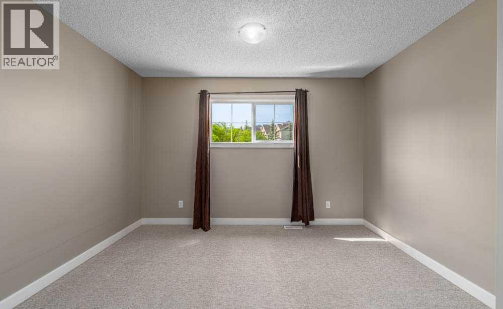 Single Family House for Sale in  Pantego Lane NW Panorama Hills Calgary 