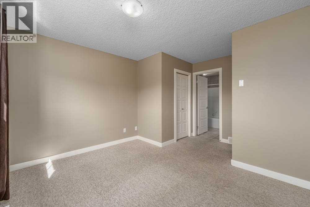 Single Family House for Sale in  Pantego Lane NW Panorama Hills Calgary 