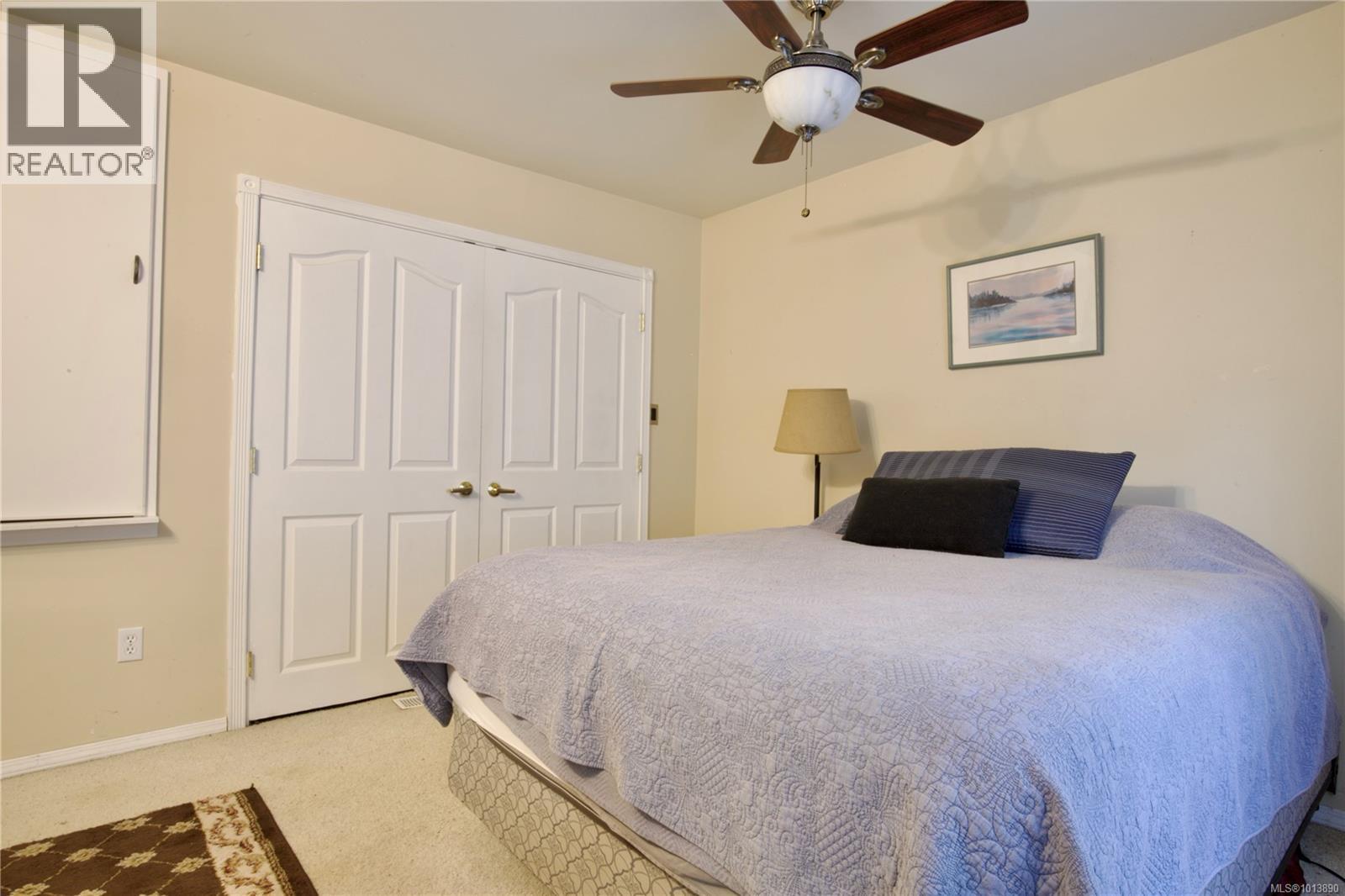 100 Boundary Rd, Lake Cowichan