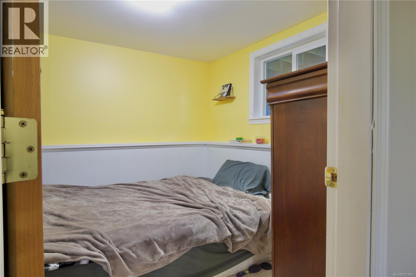 100 Boundary Rd, Lake Cowichan
