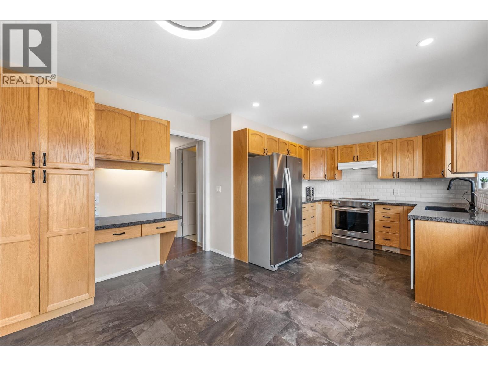  10991 Pretty Road, Lake Country