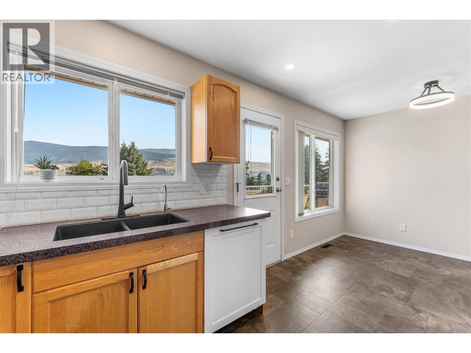  10991 Pretty Road, Lake Country