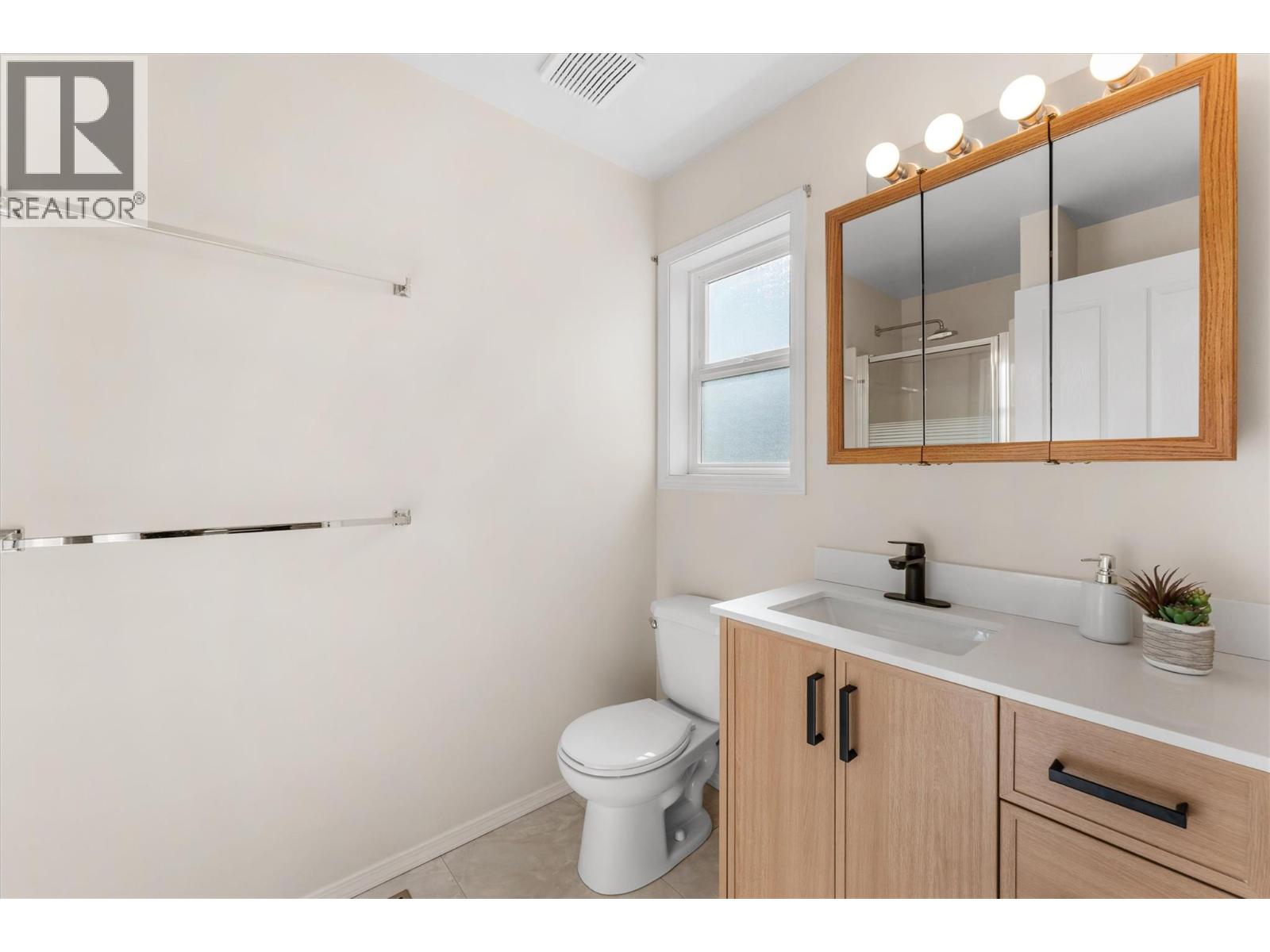  10991 Pretty Road, Lake Country