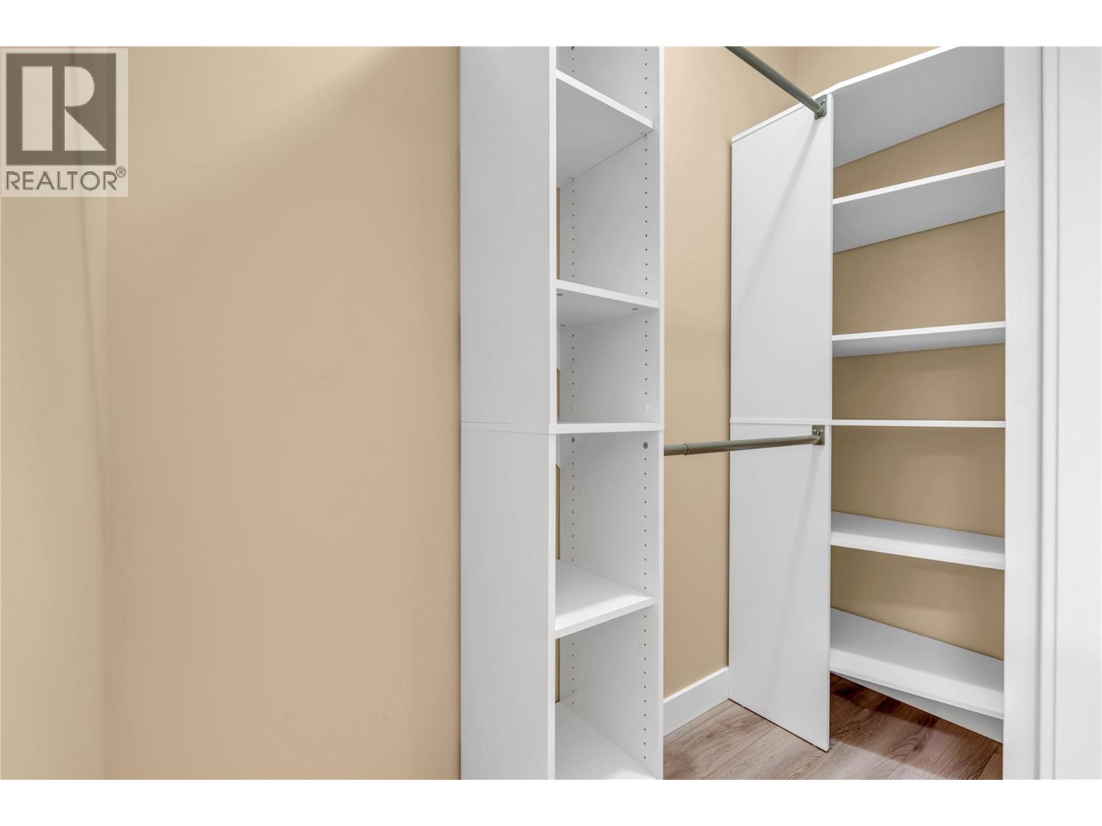  11418 Adams Avenue, Summerland