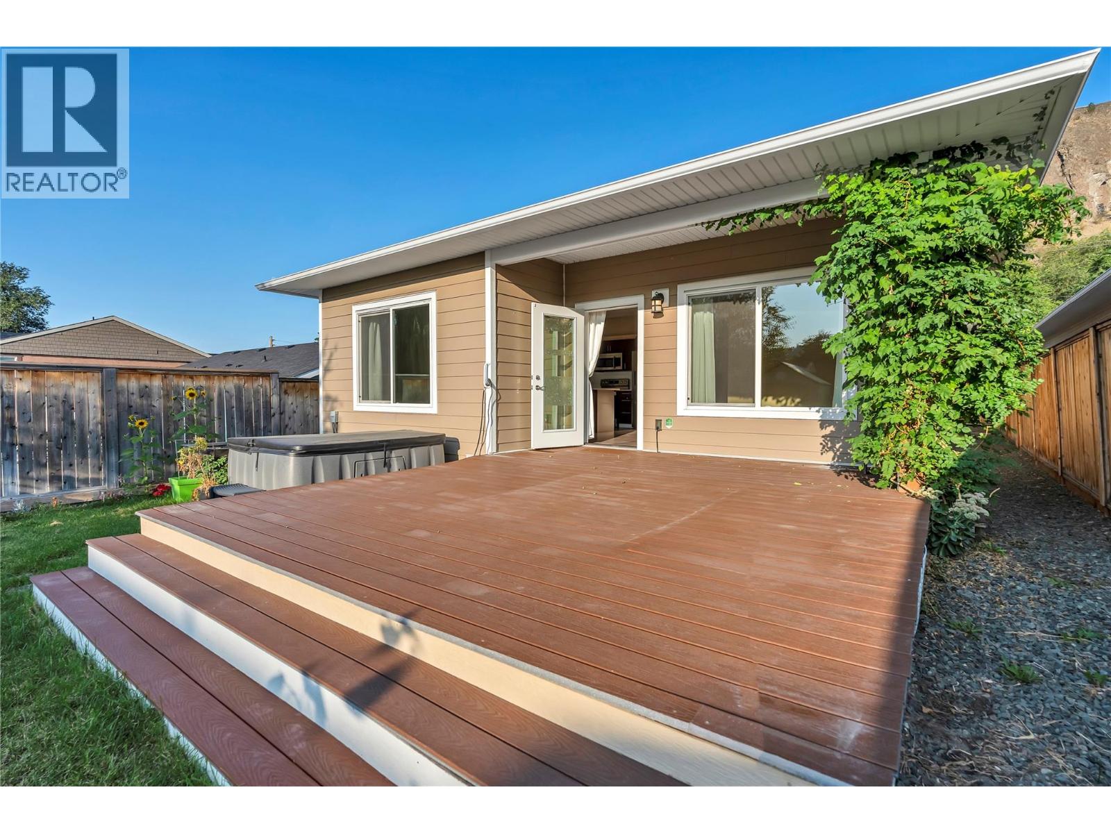  11418 Adams Avenue, Summerland