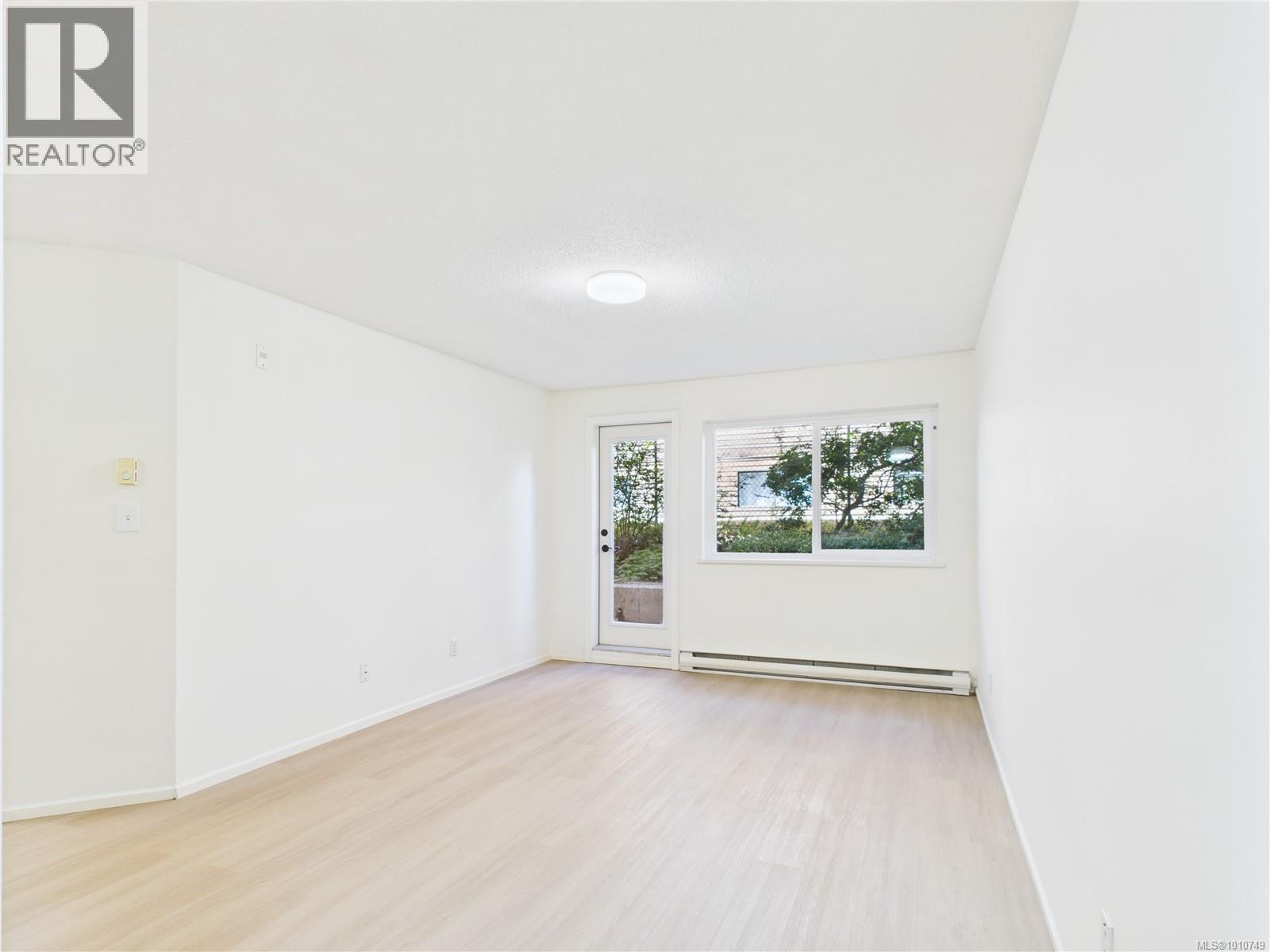 102 1028 Balmoral Road, Victoria