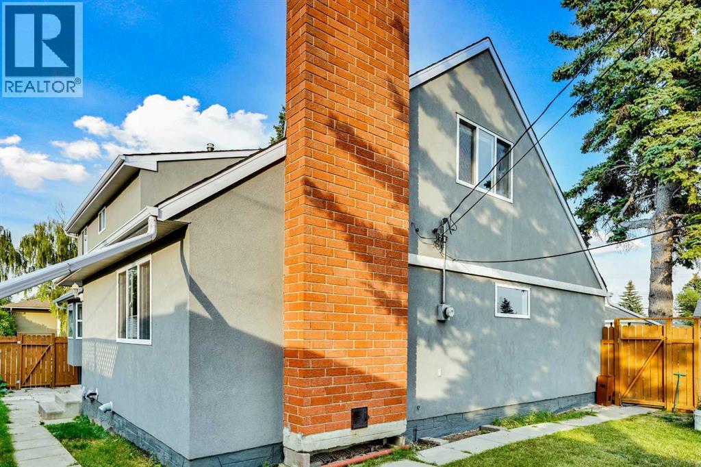 Single Family House for Sale in  huntridge Hill NE Huntington Hills Calgary 