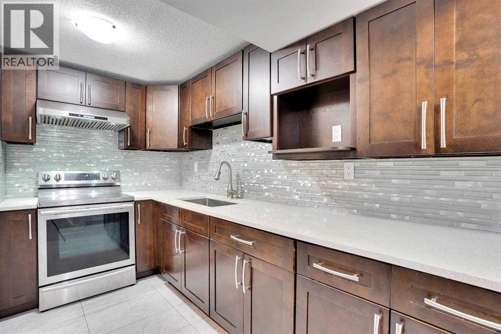 Single Family House for Sale in  huntridge Hill NE Huntington Hills Calgary 