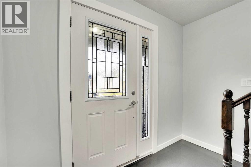 Single Family House for Sale in  huntridge Hill NE Huntington Hills Calgary 