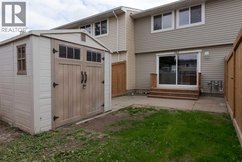 600 Signal Road, Fort McMurray