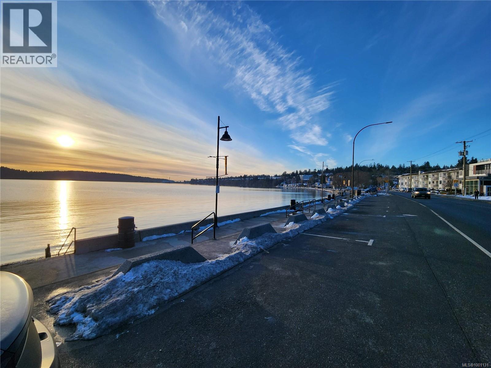 3129 Departure Bay Rd, Nanaimo