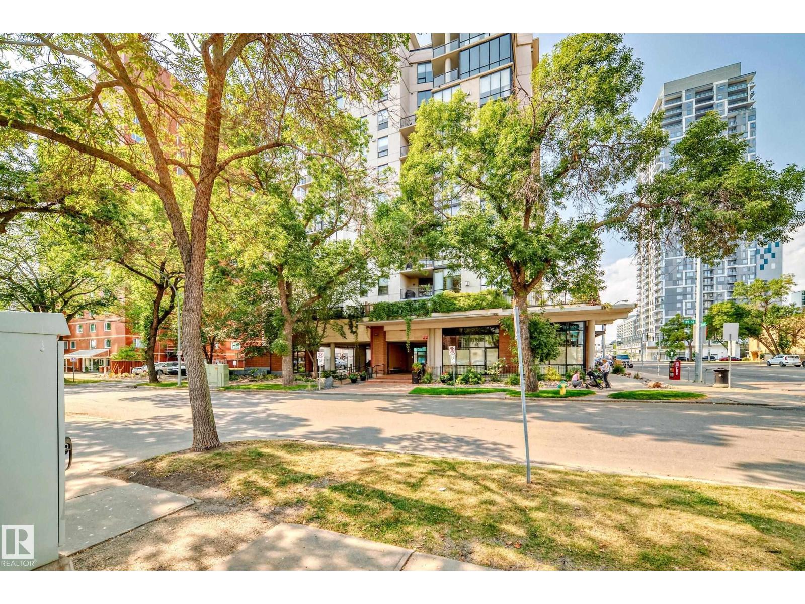 #404 10028 119 ST NW, Edmonton