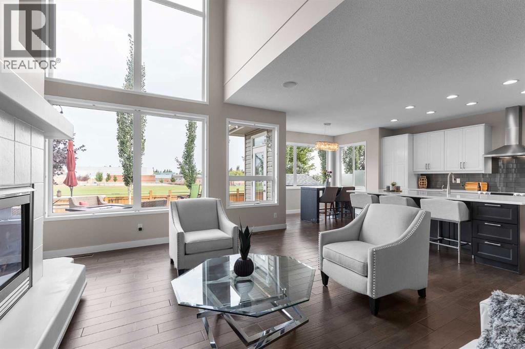 Single Family House for Sale in  Chapman Road SE Chaparral Calgary 
