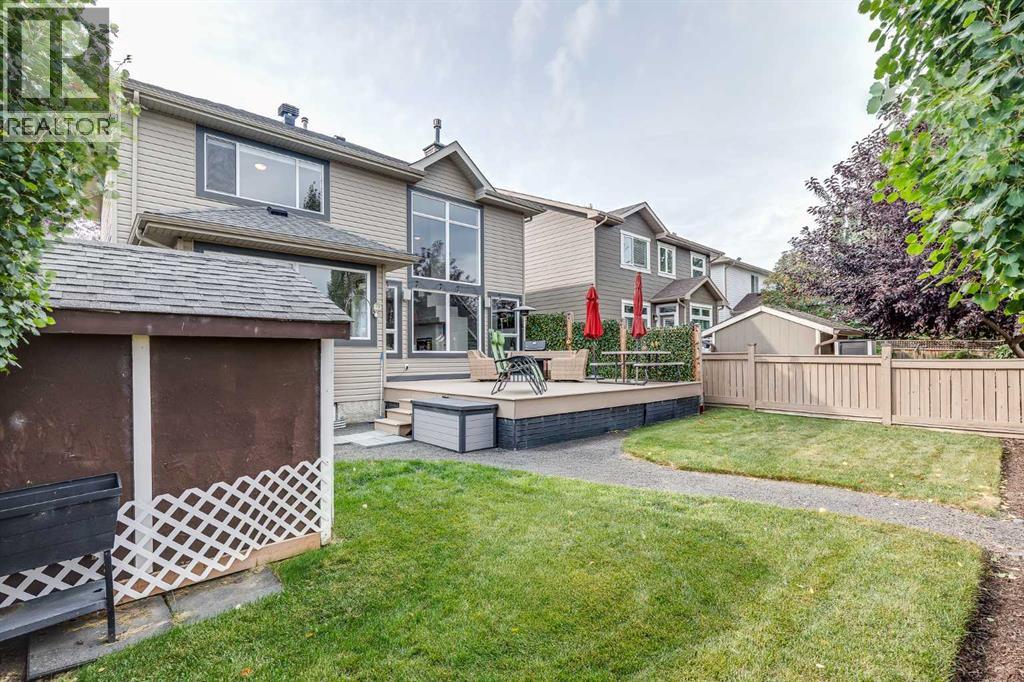 Single Family House for Sale in  Chapman Road SE Chaparral Calgary 