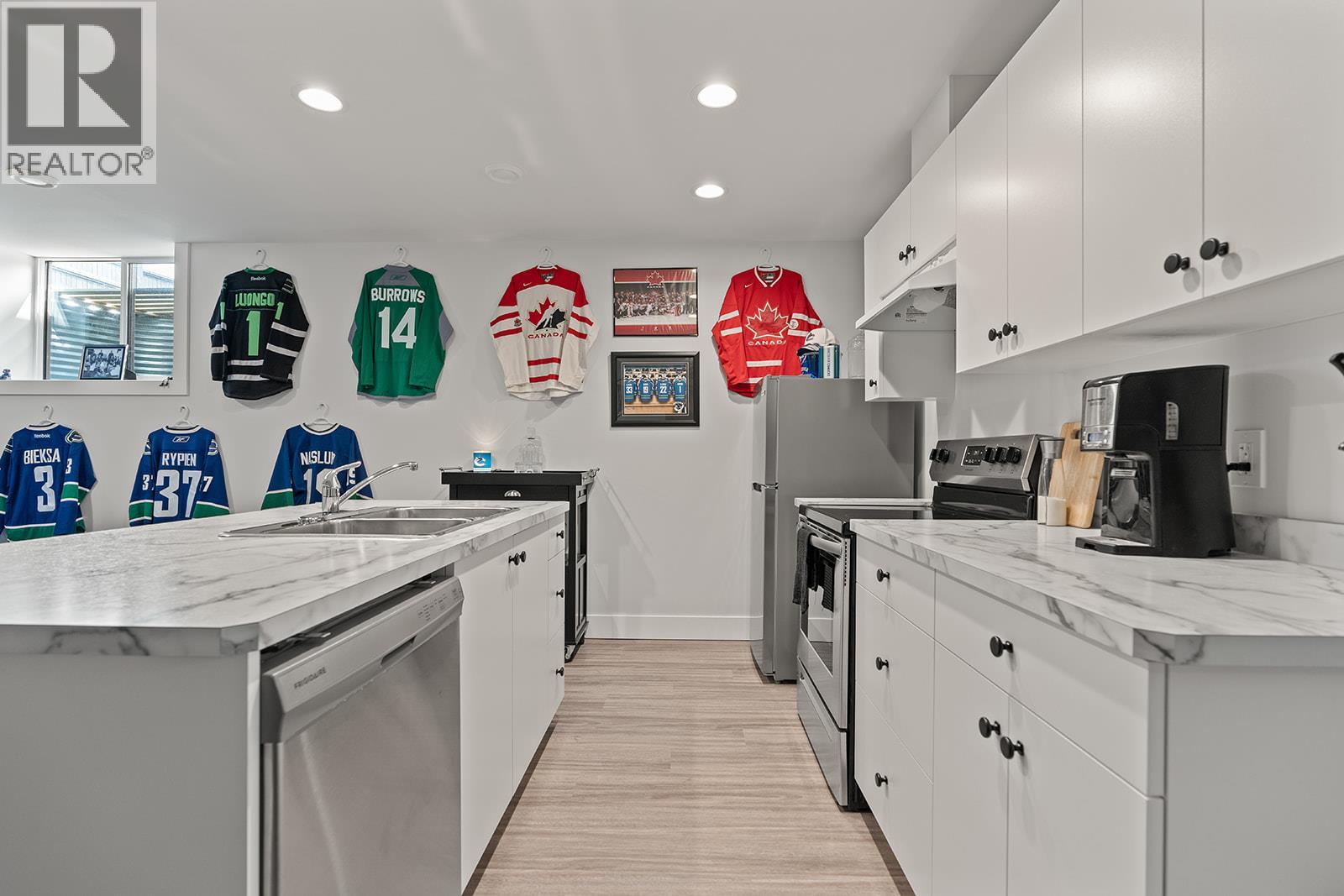 1 1441 20 Avenue Southeast, Salmon Arm