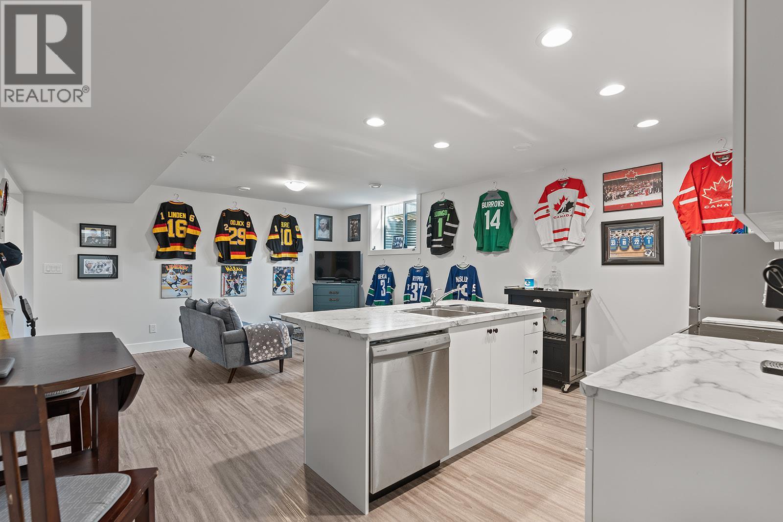 1 1441 20 Avenue Southeast, Salmon Arm