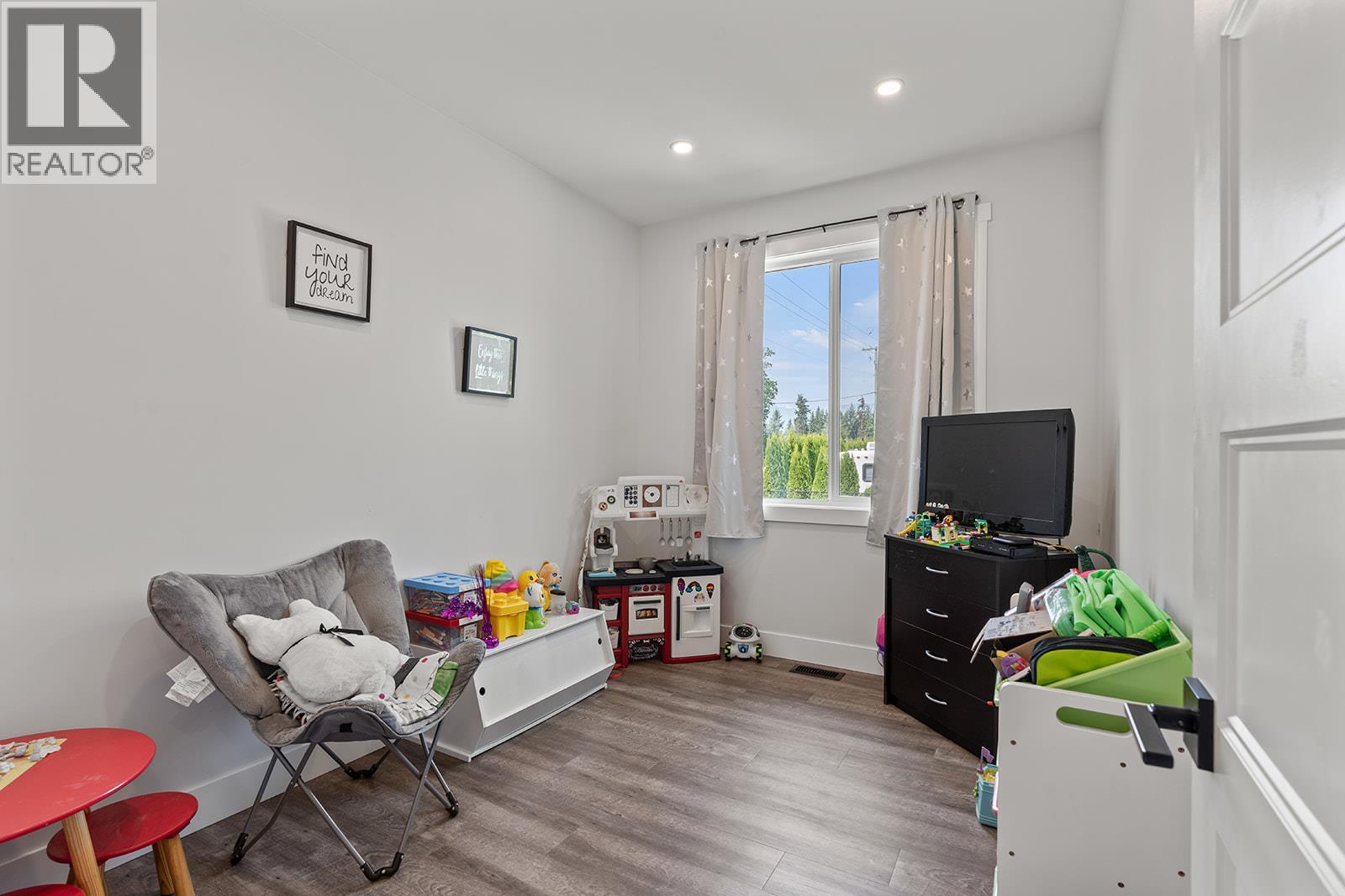 1 1441 20 Avenue Southeast, Salmon Arm