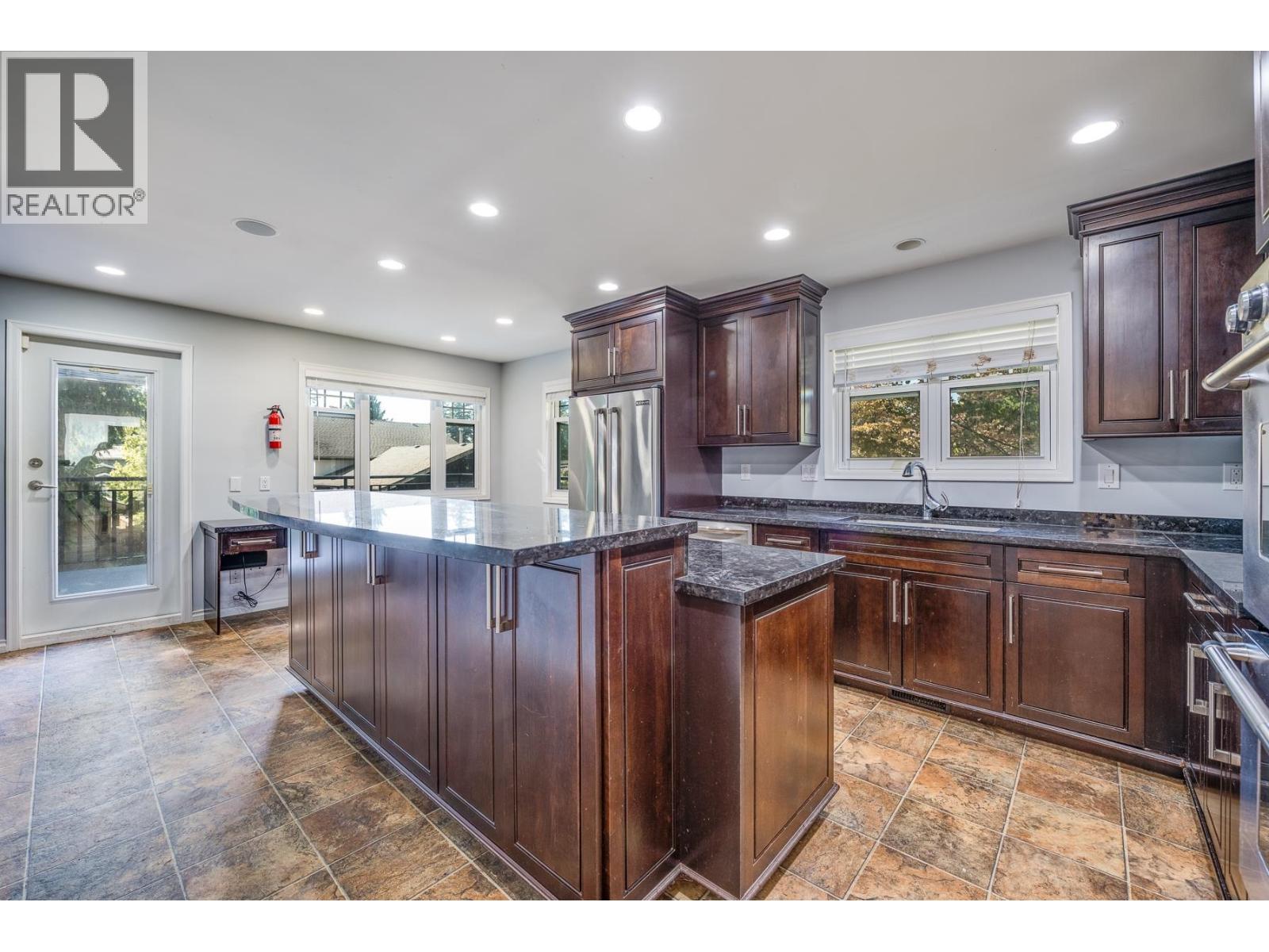 1020 PACIFIC Place, Delta