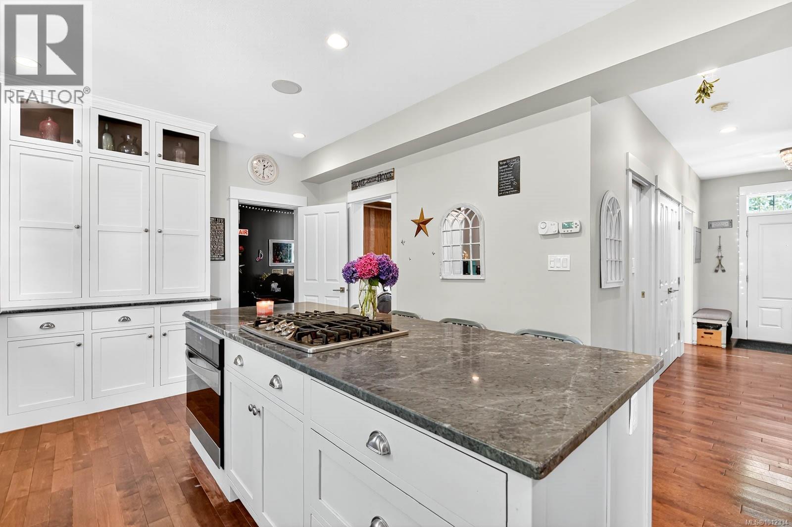 4455 Elizabeth St, Port Alberni