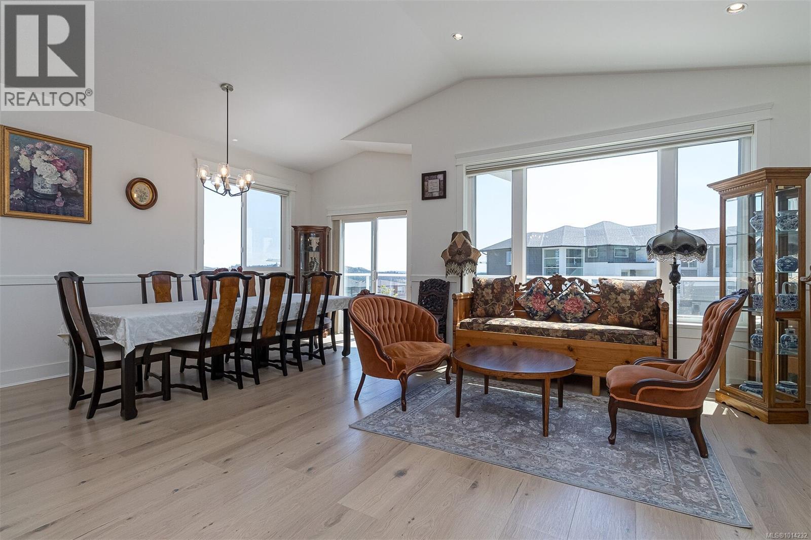  2406 Azurite Crescent, Langford