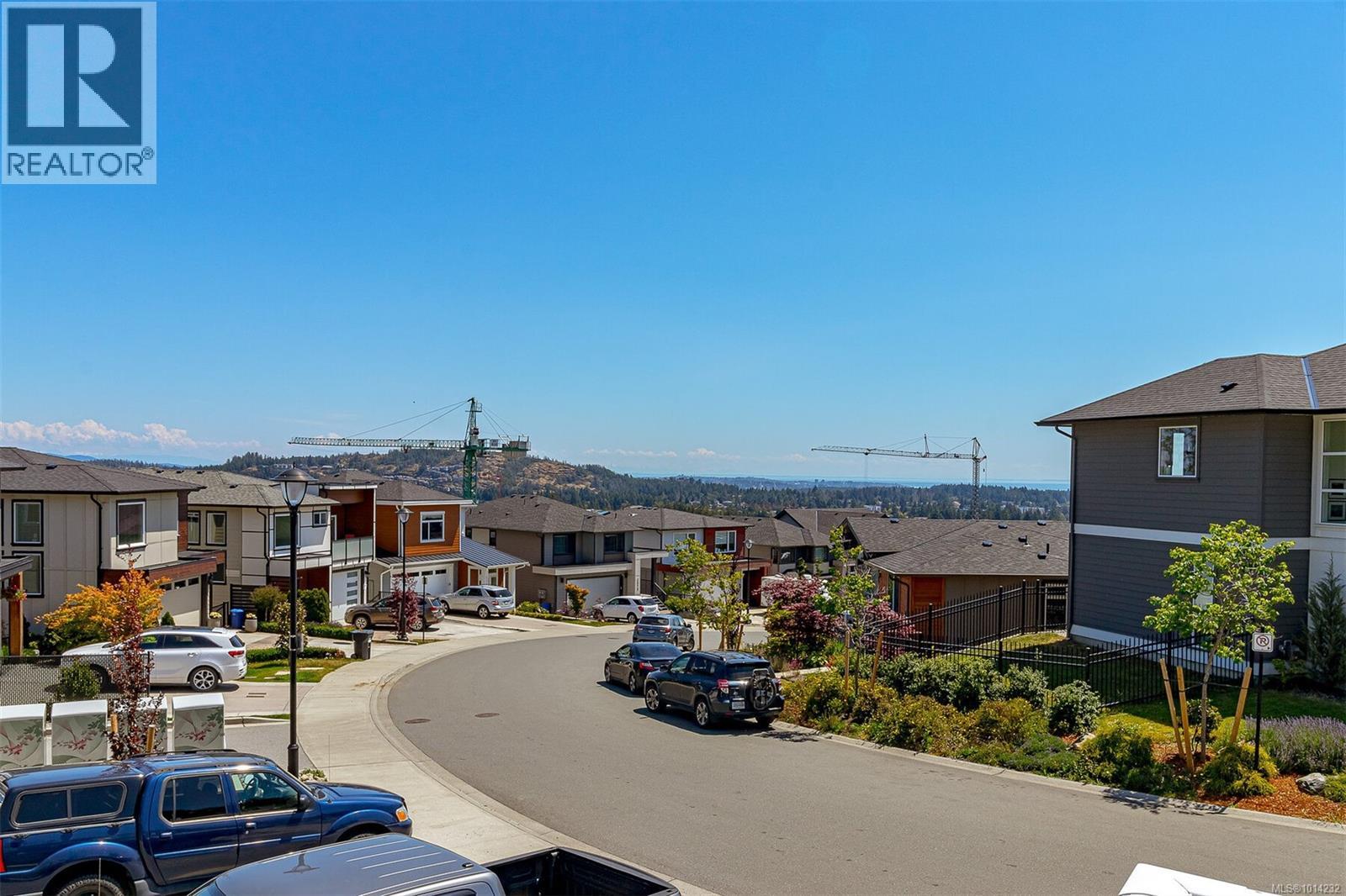  2406 Azurite Crescent, Langford