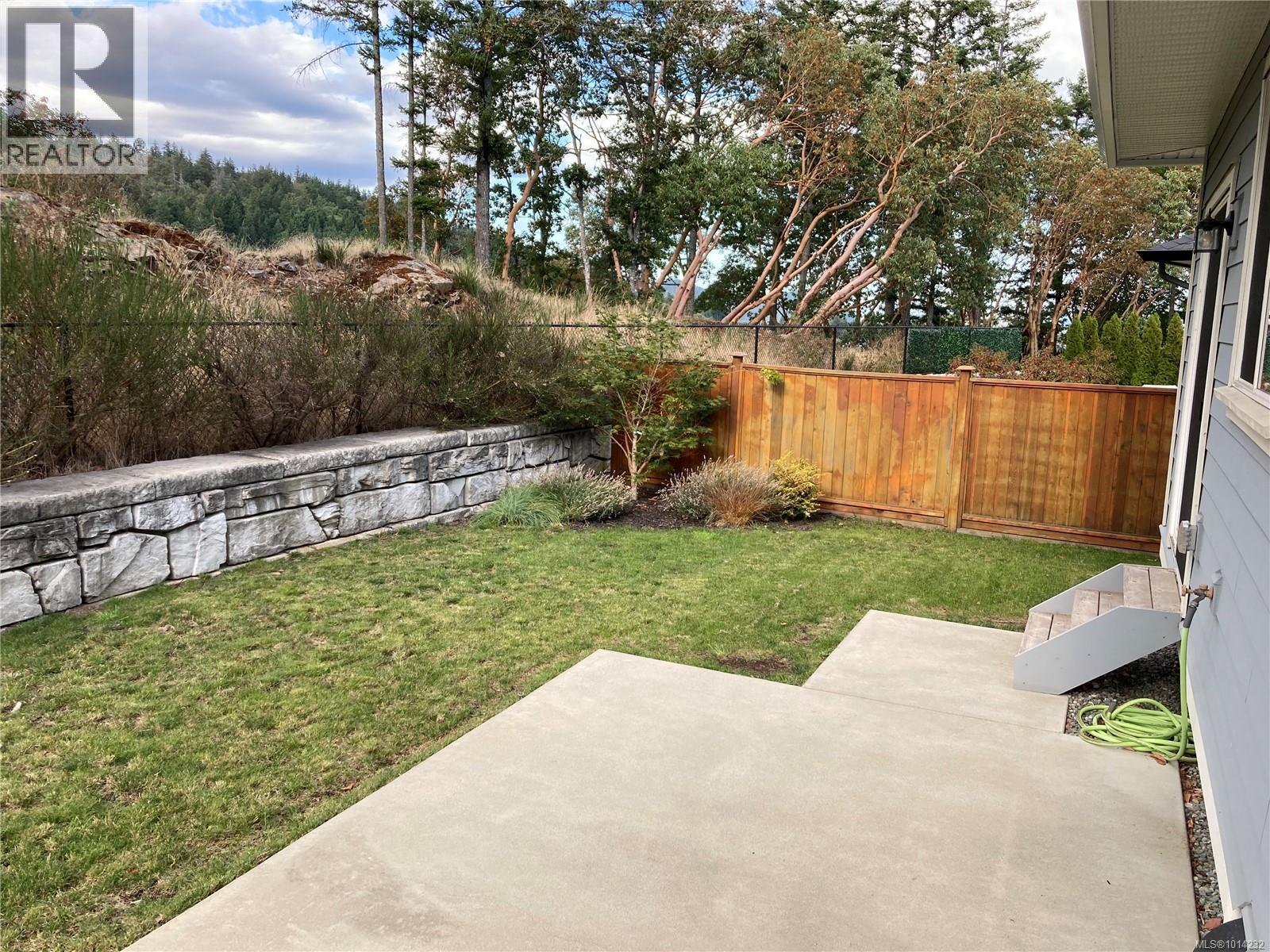  2406 Azurite Crescent, Langford