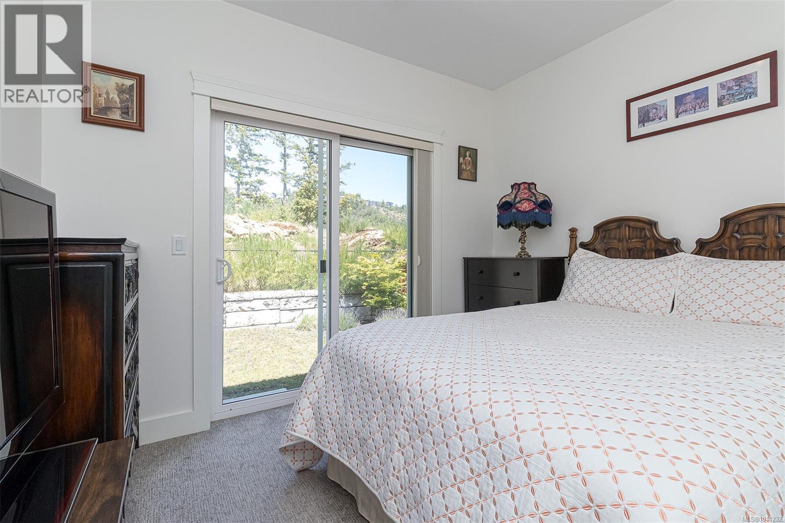  2406 Azurite Crescent, Langford