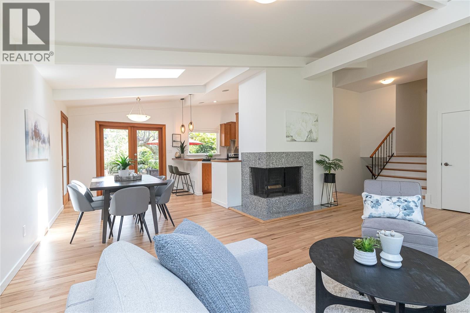 3515 Cardiff Pl, Oak Bay