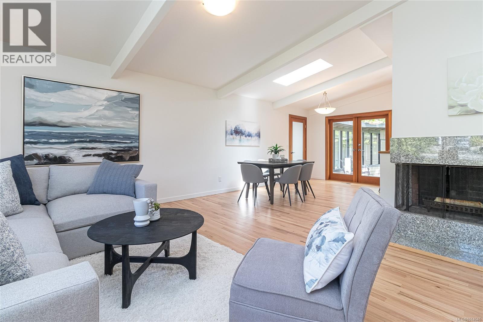 3515 Cardiff Pl, Oak Bay