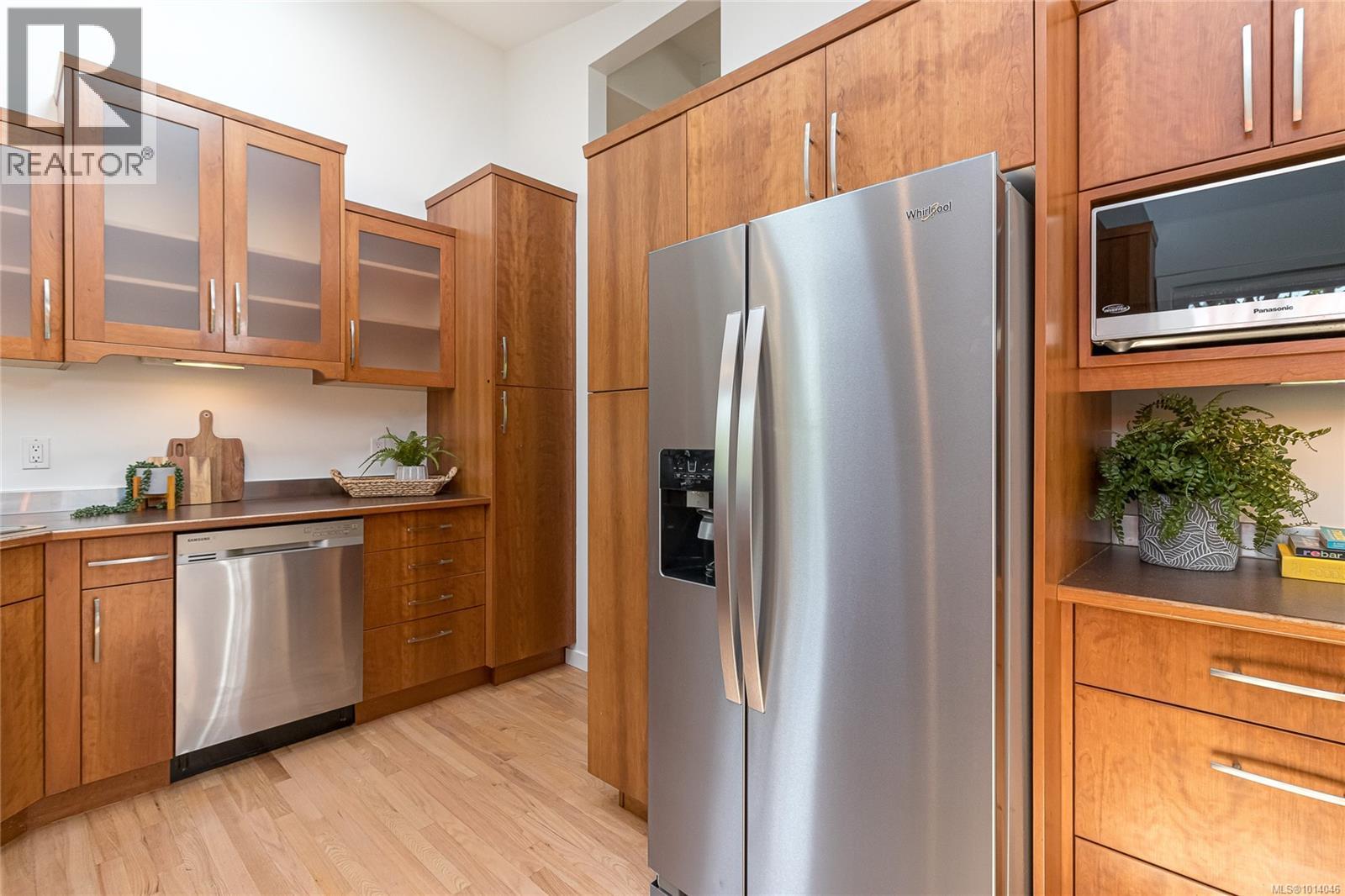 3515 Cardiff Pl, Oak Bay