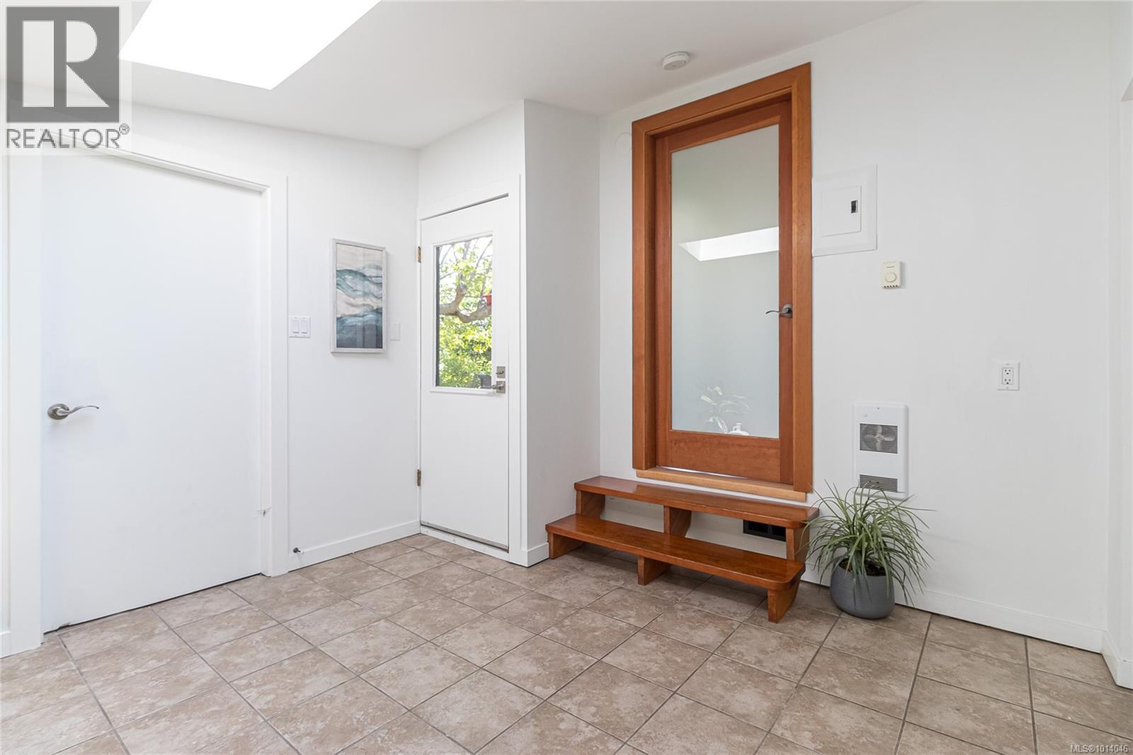 3515 Cardiff Pl, Oak Bay