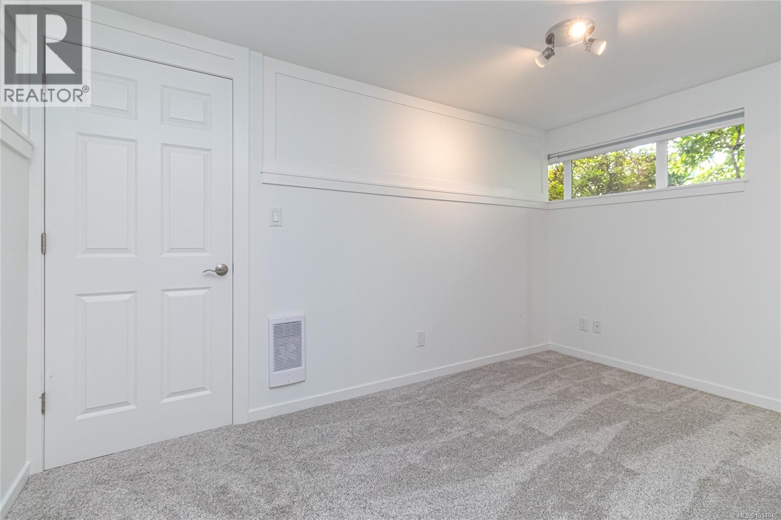 3515 Cardiff Pl, Oak Bay