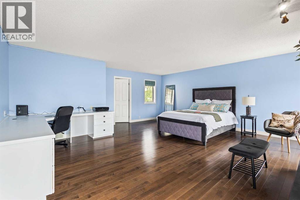Single Family House for Sale in  Prestwick Boulevard SE McKenzie Towne Calgary 