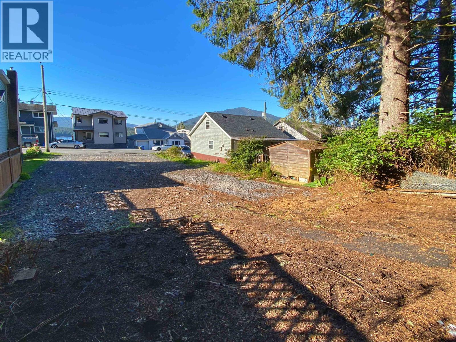 1376 OVERLOOK STREET