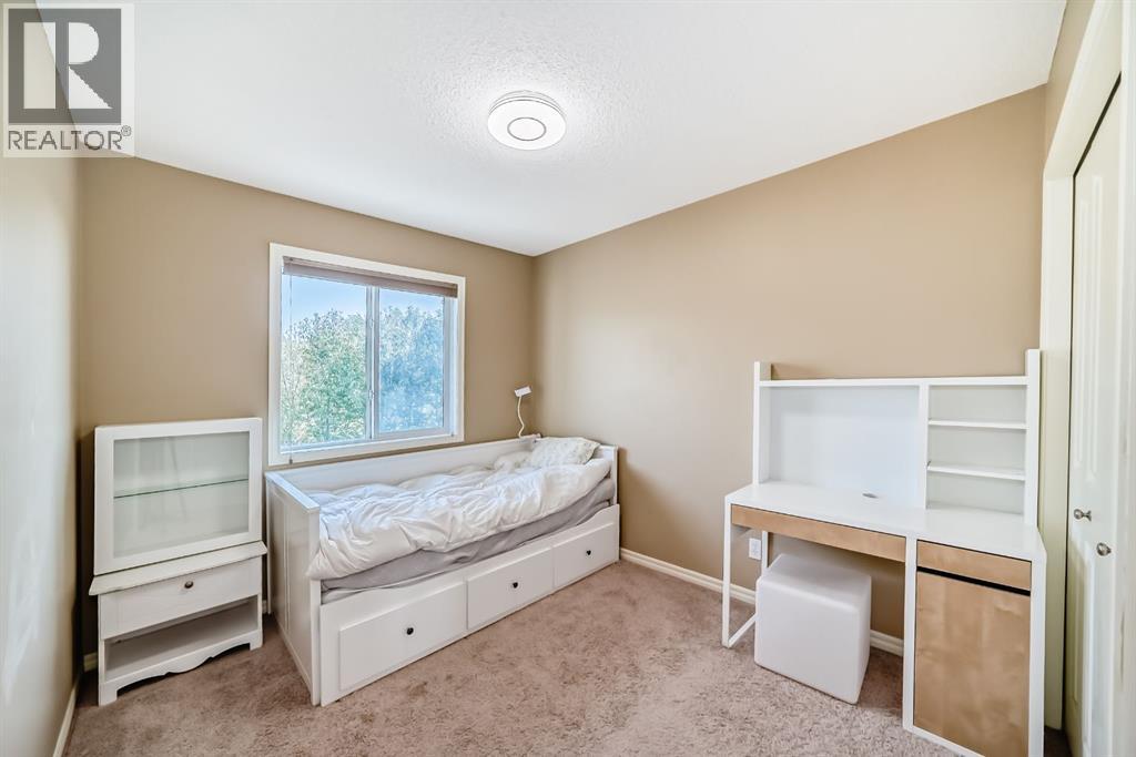 Single Family House for Sale in  Tuscany Summit Heath NW Tuscany Calgary 
