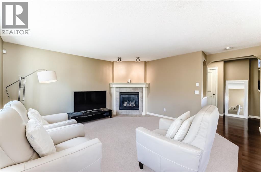 Single Family House for Sale in  Tuscany Summit Heath NW Tuscany Calgary 