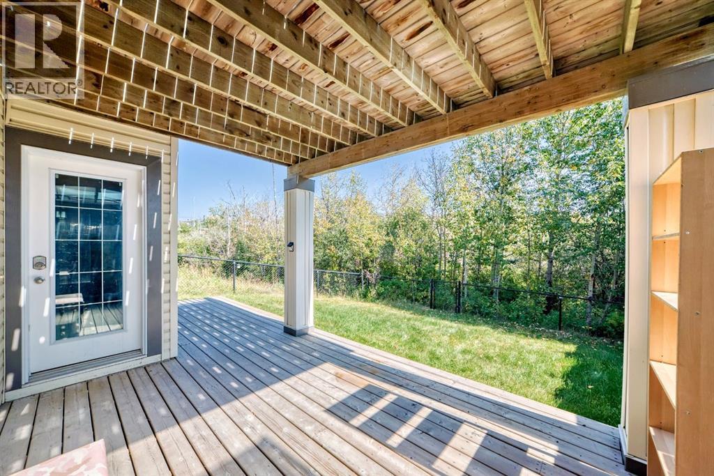 Single Family House for Sale in  Tuscany Summit Heath NW Tuscany Calgary 