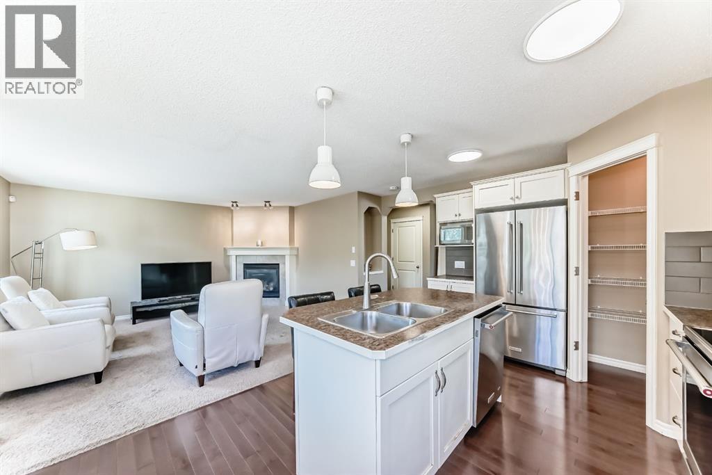 Single Family House for Sale in  Tuscany Summit Heath NW Tuscany Calgary 
