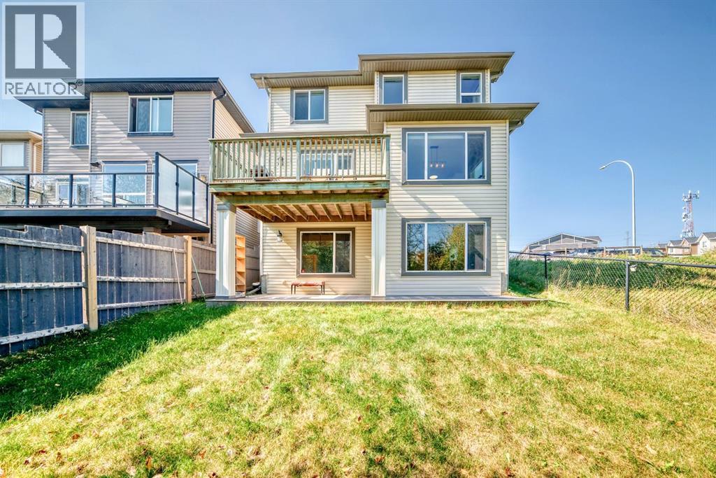 Single Family House for Sale in  Tuscany Summit Heath NW Tuscany Calgary 