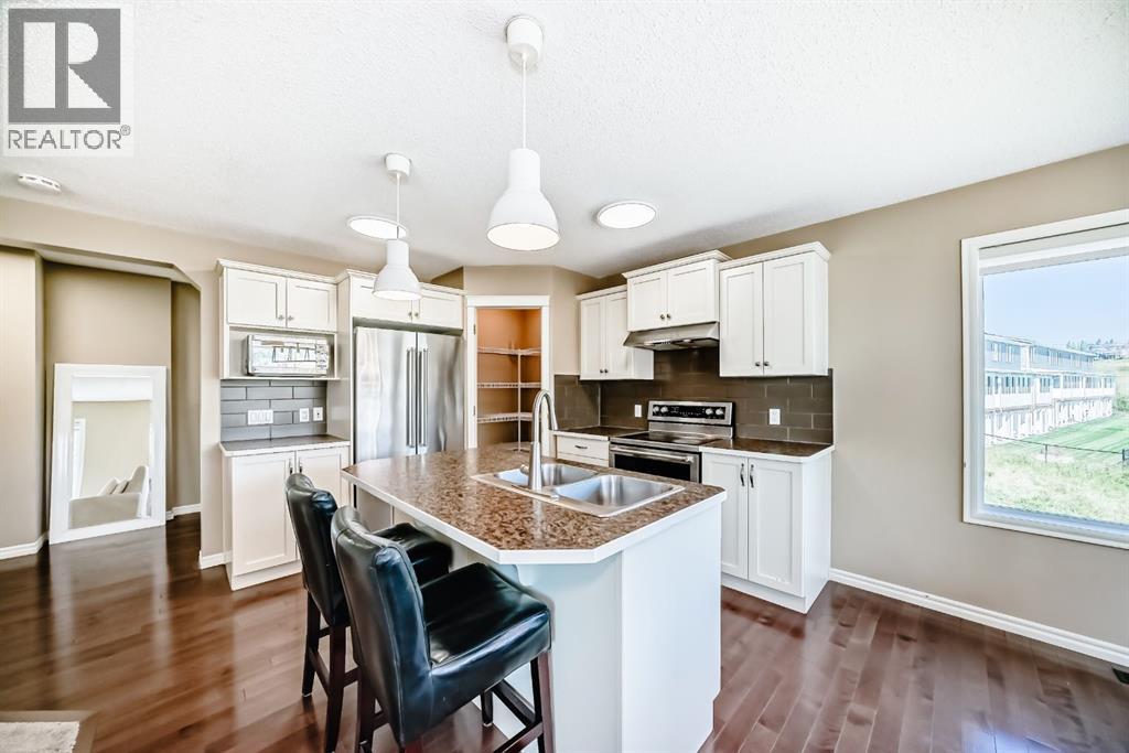 Single Family House for Sale in  Tuscany Summit Heath NW Tuscany Calgary 