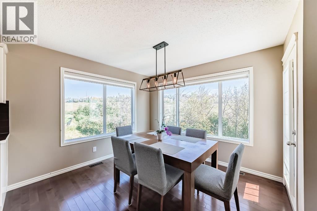 Single Family House for Sale in  Tuscany Summit Heath NW Tuscany Calgary 