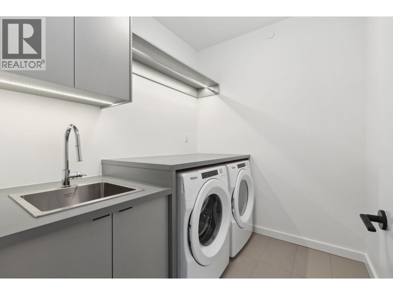2945 SNOWBERRY PLACE, Squamish