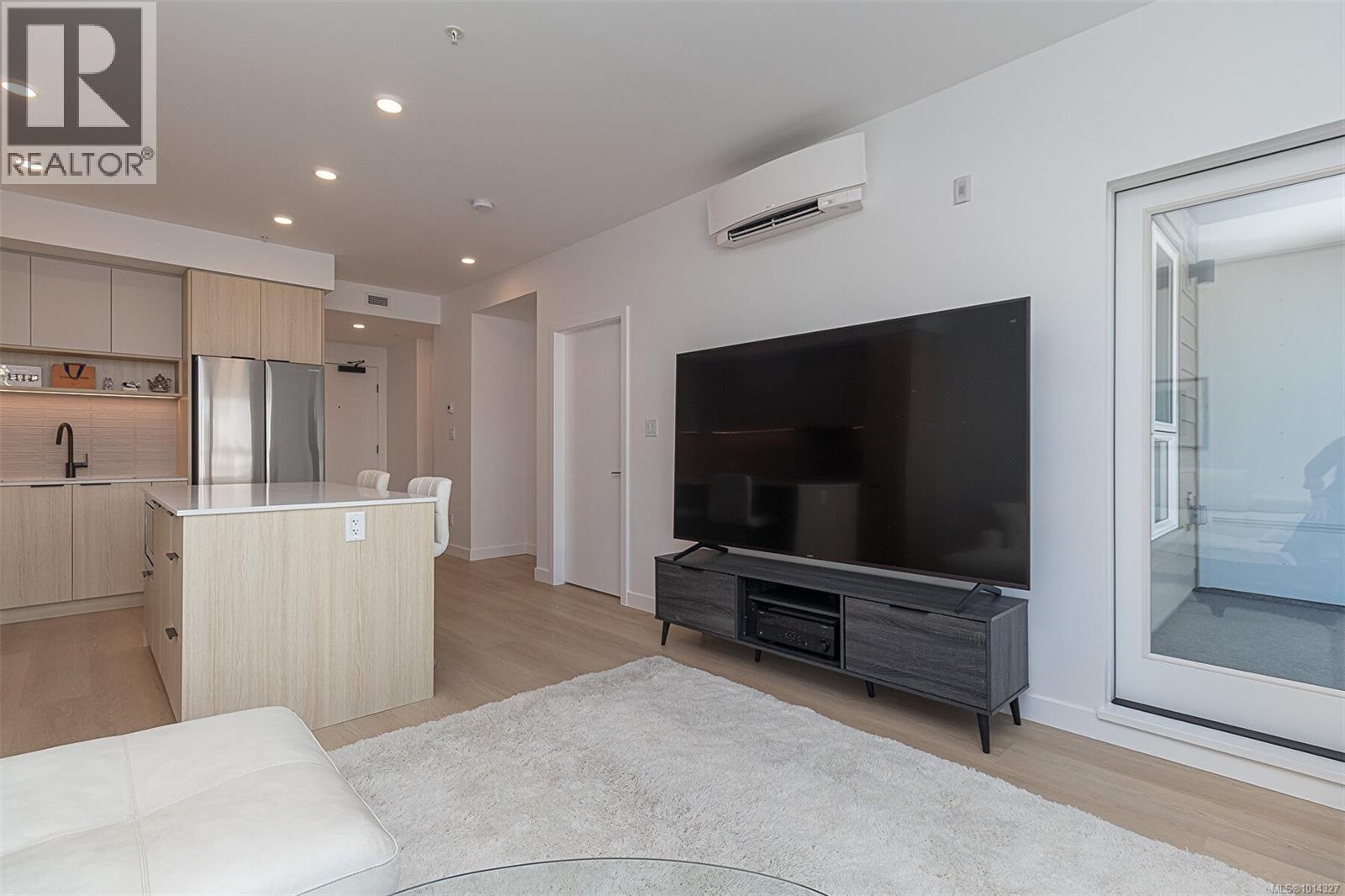 202S 3564B Ryder Hesjedal Way, Colwood