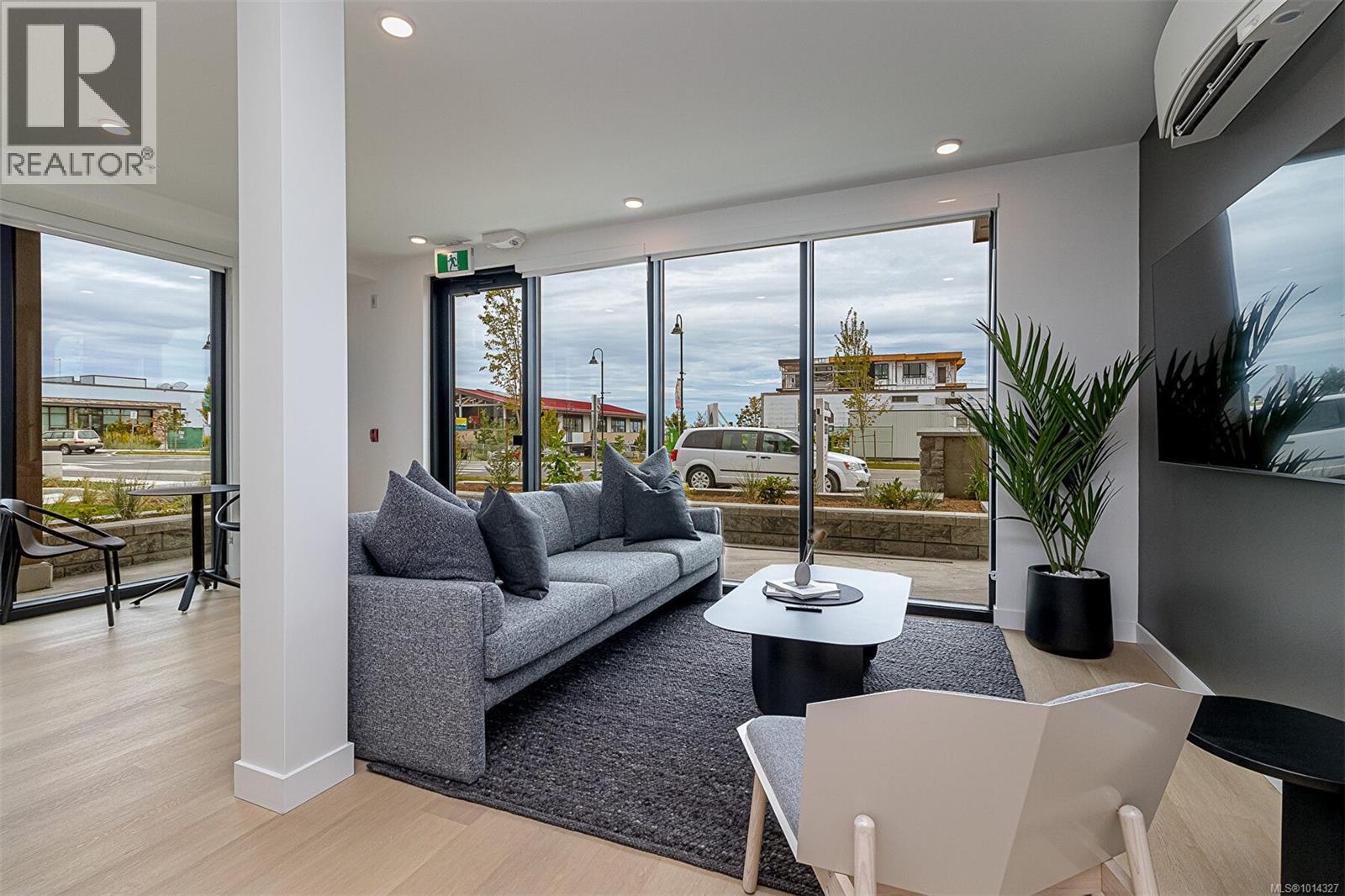 202S 3564B Ryder Hesjedal Way, Colwood